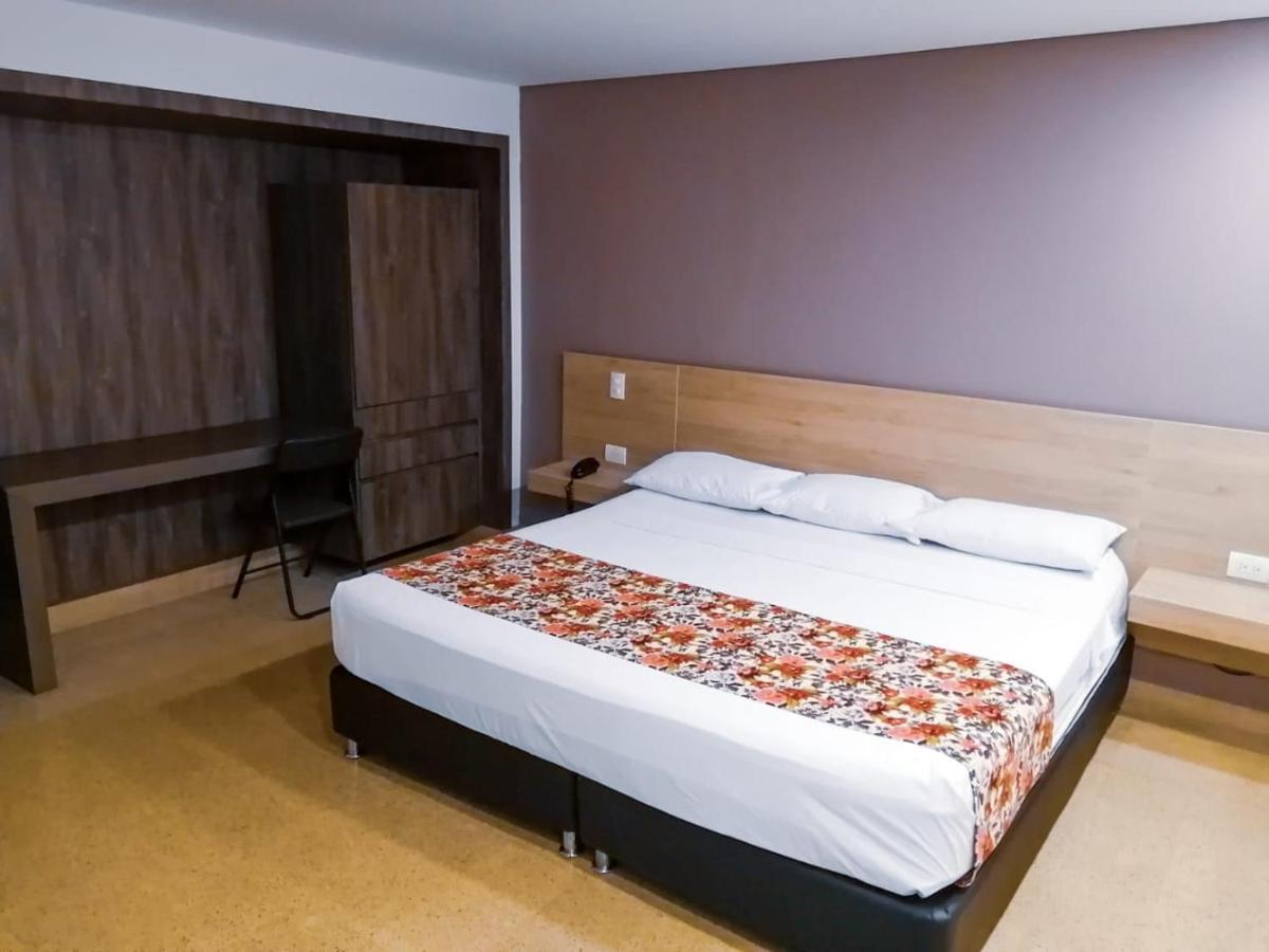 Hotel Poma Rosa Medellín Eksteriør bilde