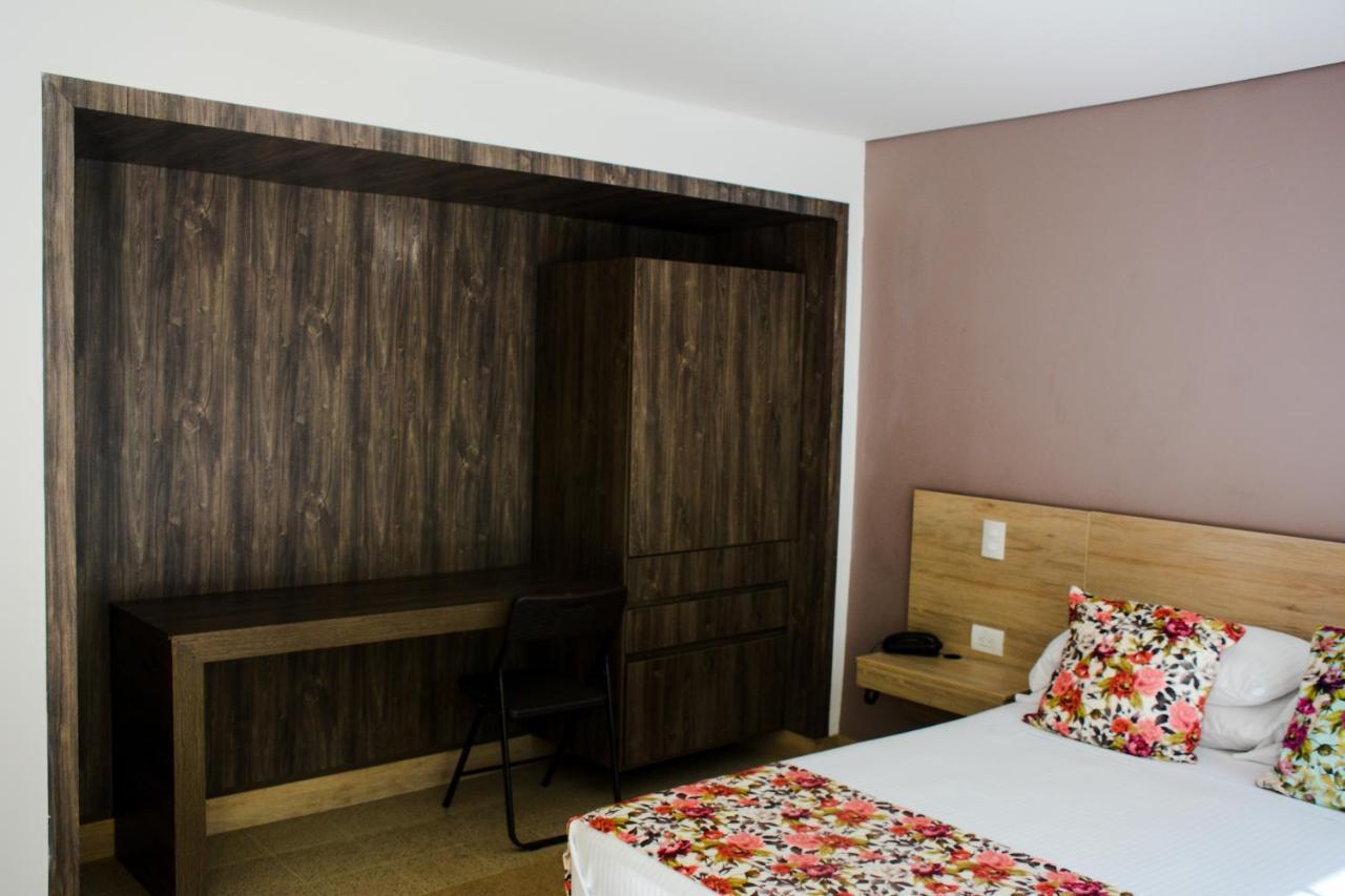 Hotel Poma Rosa Medellín Eksteriør bilde