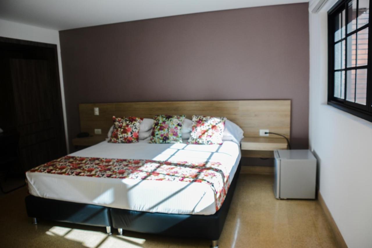 Hotel Poma Rosa Medellín Eksteriør bilde