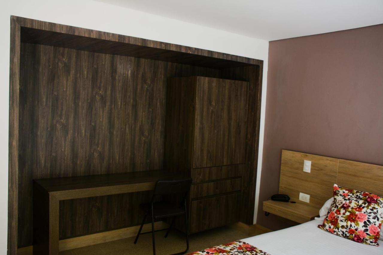 Hotel Poma Rosa Medellín Eksteriør bilde