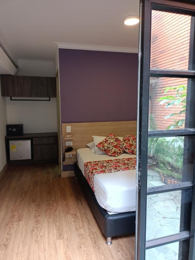 Hotel Poma Rosa Medellín Eksteriør bilde