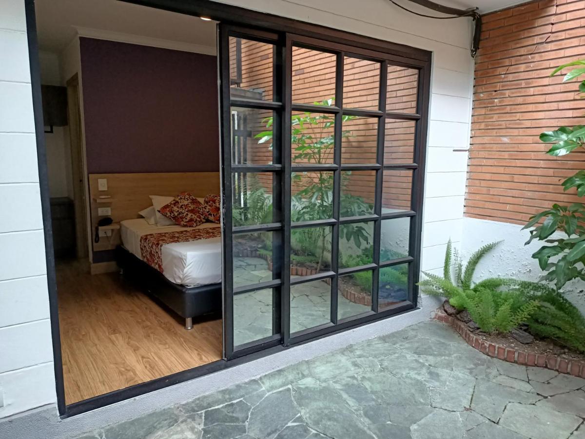 Hotel Poma Rosa Medellín Eksteriør bilde