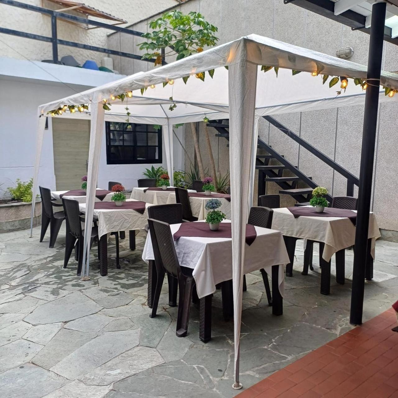 Hotel Poma Rosa Medellín Eksteriør bilde